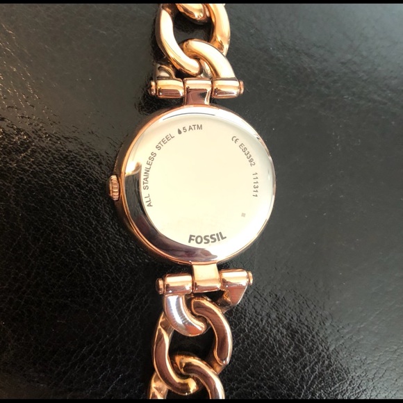 Ladies Fossil Olive Watch - Picture 2 of 3